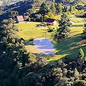 Nosso Patio - Chale Na Montanha Chalé
